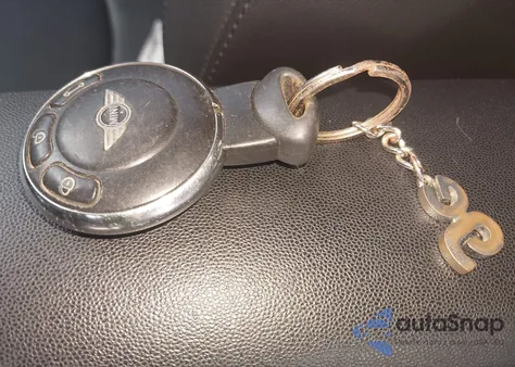 2011 Mini Cooper S Clubman z USA, uszkodzony, nr VIN WMWZG3C51BTY30965